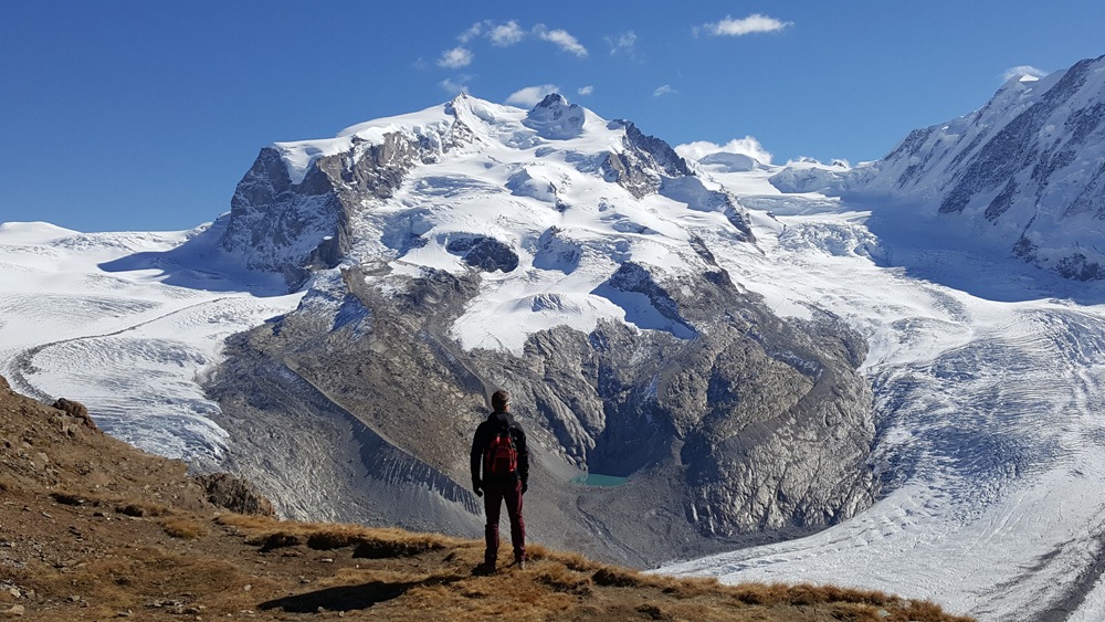 Met de Gornergrat Bahn vanuit Zermatt naar de top van de Gornergrat met uitzicht op de Gorner gletsjer.