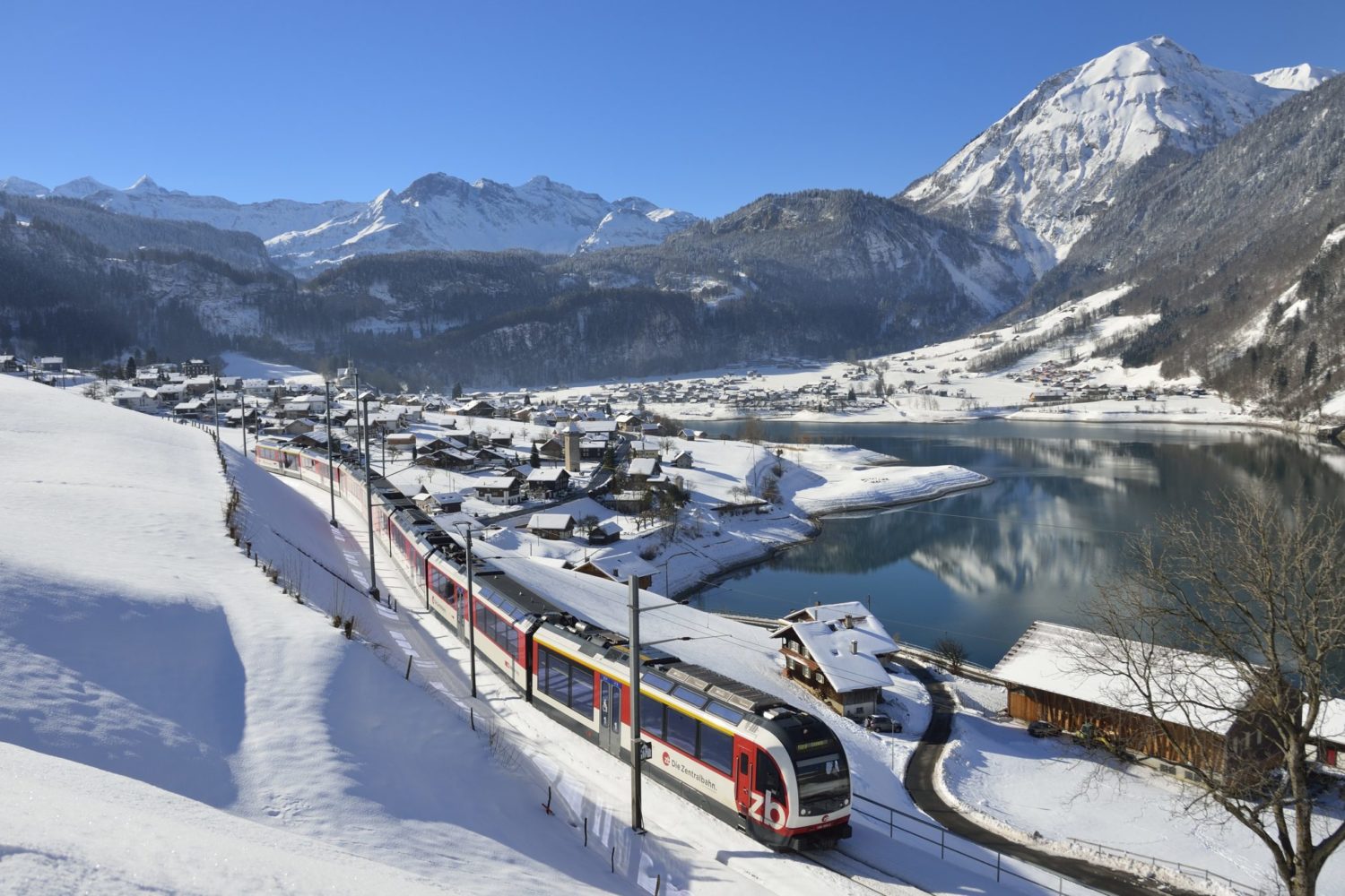 Luzern-Interlaken Express_Winter_Zentralbahn